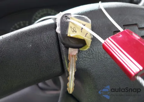 2005 Chevrolet Silverado 1500 Work Truck from USA, damaged, VIN 1GCEC14X95Z189471